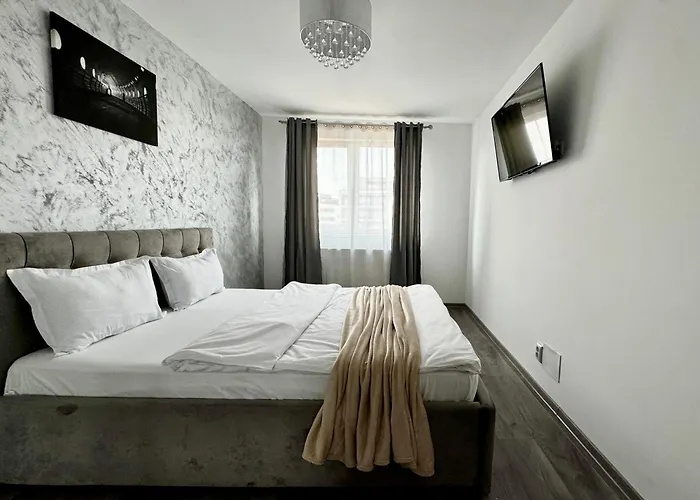 Lotus * קלוז'-נאפוקה