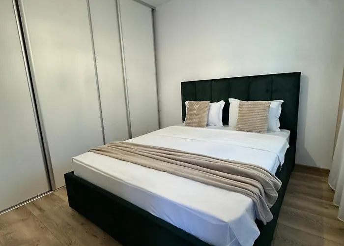 Lotus קלוז'-נאפוקה